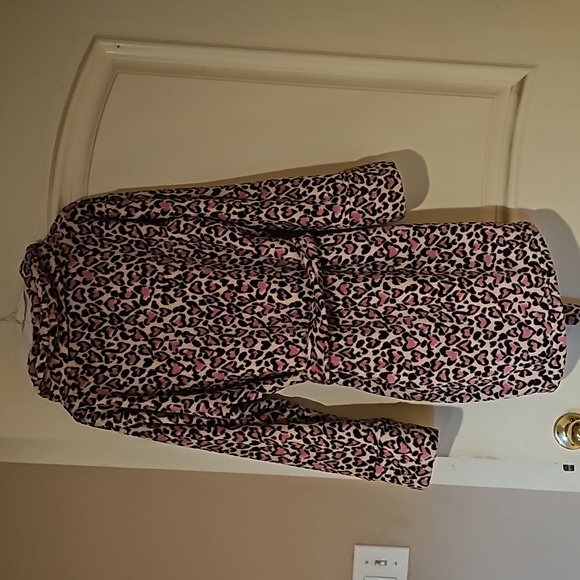 VS bath robe - Picture 7 of 9